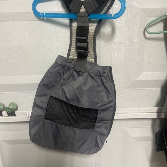 Dog back pack and dog drag bag - Picture 8 of 9